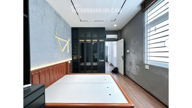 BÁN NHÀ BÌNH THẠNH OTO VÀO NHÀ 60M2 5 TẦNG NGANG 4,2M 5 PN KD ĐỈNH HOẢNG HOA THÁM  GẤP BÁN 9.9 TỶ